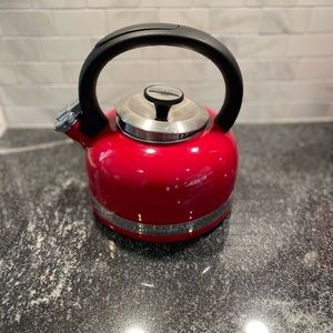 KitchenAid Empire Red teapot/ tea kettle for stovetop